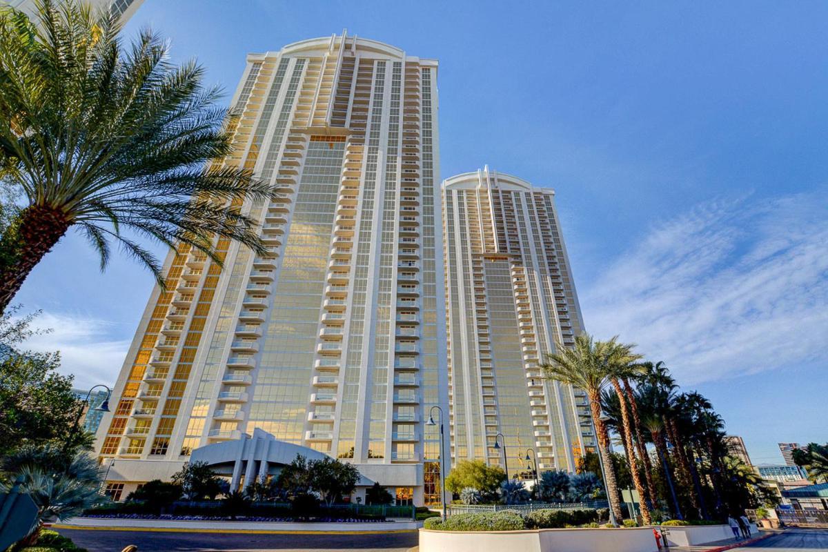 The Fantasy Suite Mgm Signature Pool View Las Vegas Exterior photo