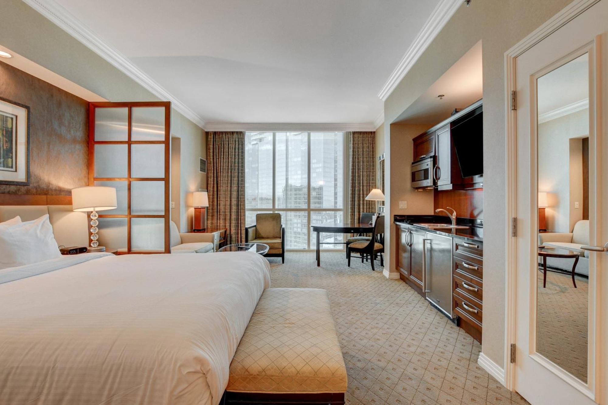 The Fantasy Suite Mgm Signature Pool View Las Vegas Exterior photo