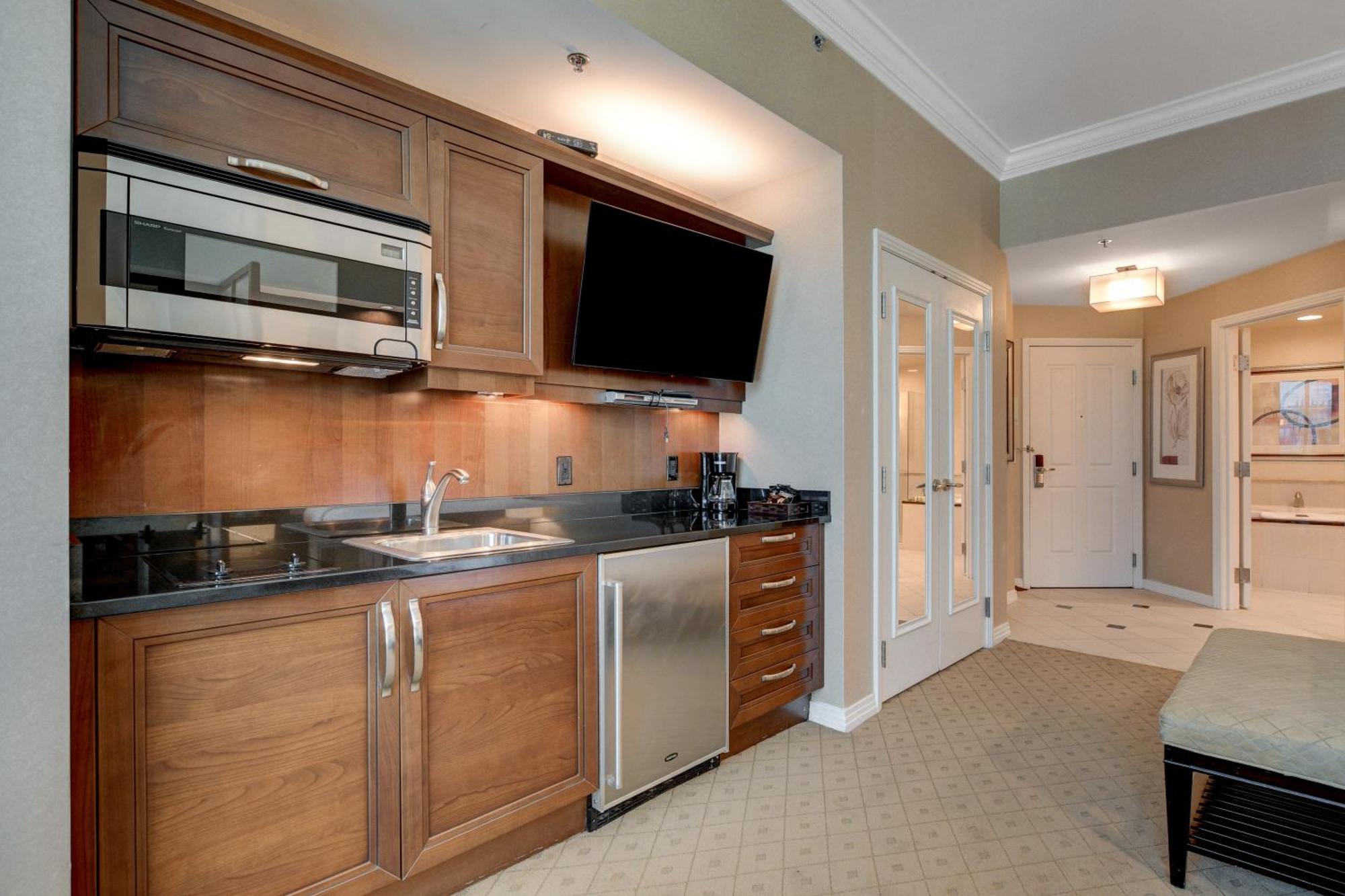 The Fantasy Suite Mgm Signature Pool View Las Vegas Exterior photo