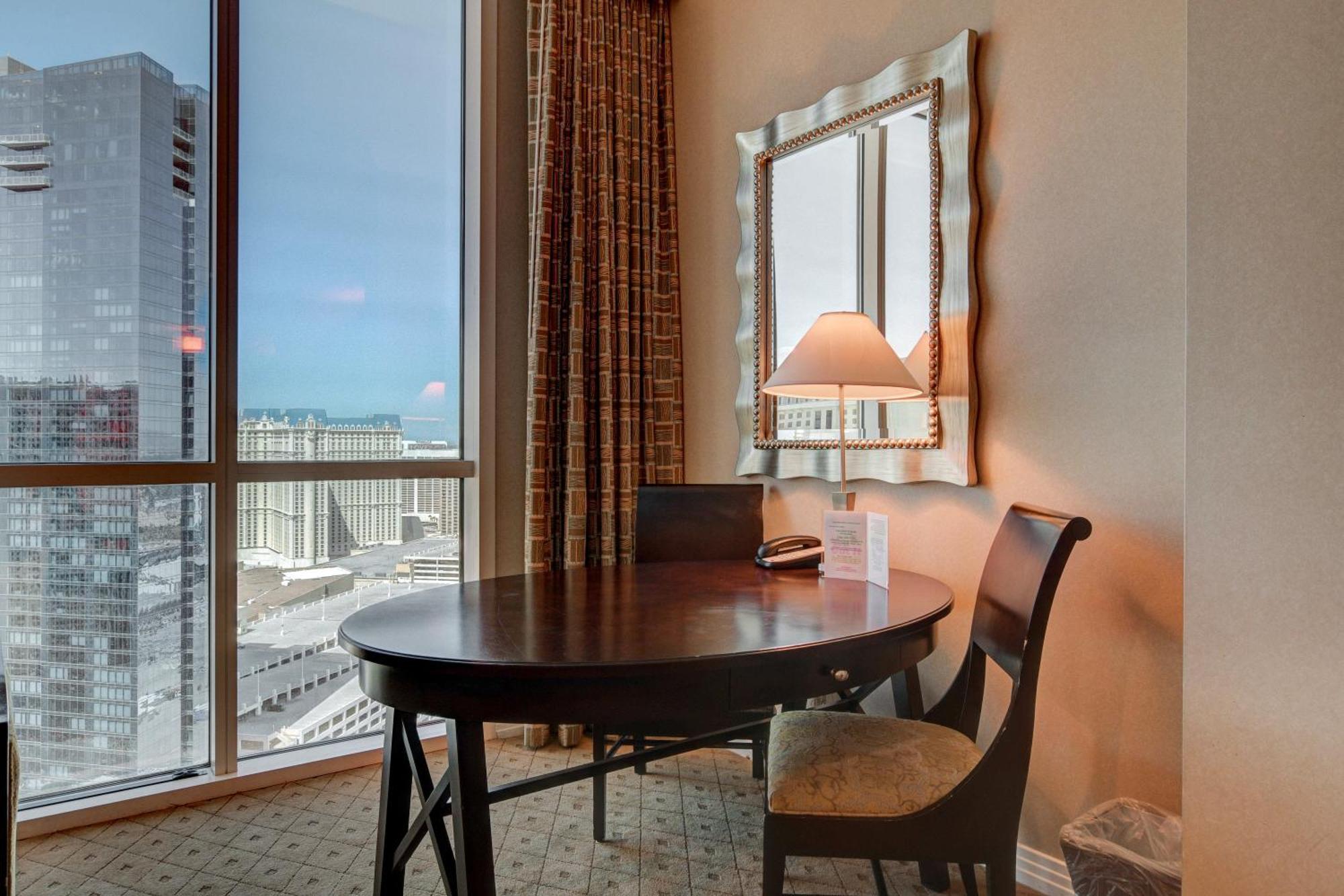 The Fantasy Suite Mgm Signature Pool View Las Vegas Exterior photo